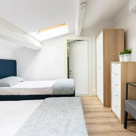 Apartment Faenza 73 Florence