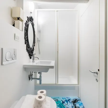 Faenza 73 Apartment *