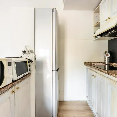Appartement Faenza 73 *